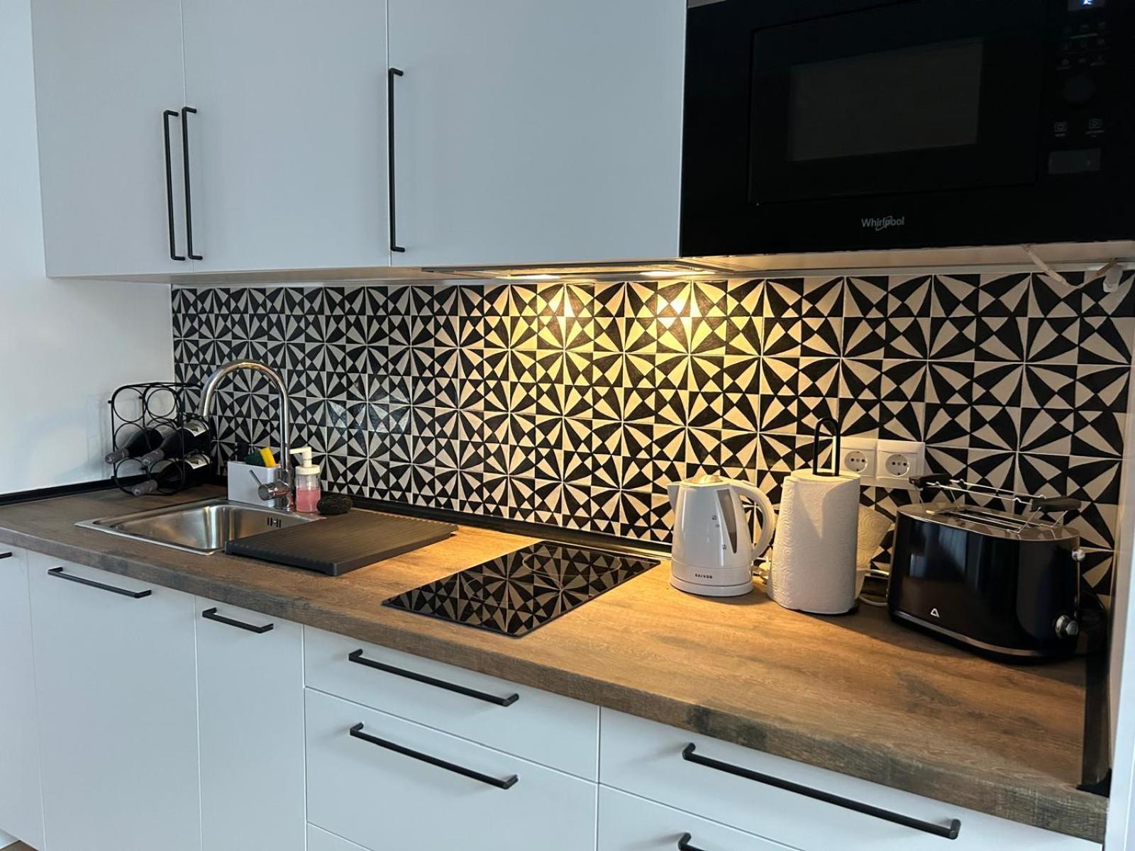 Center Apartment Fully Eqquiped Opcional Breakfast เซบีญา ภายนอก รูปภาพ
